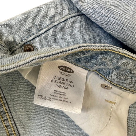 Old Navy Skinny Straight Jeans | Size 6 Regular - Picture 4 of 4